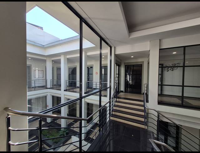 3,265M² OFFICE TO LET IN SANDTON CENTRAL